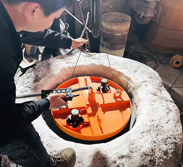 筑爐機(jī)